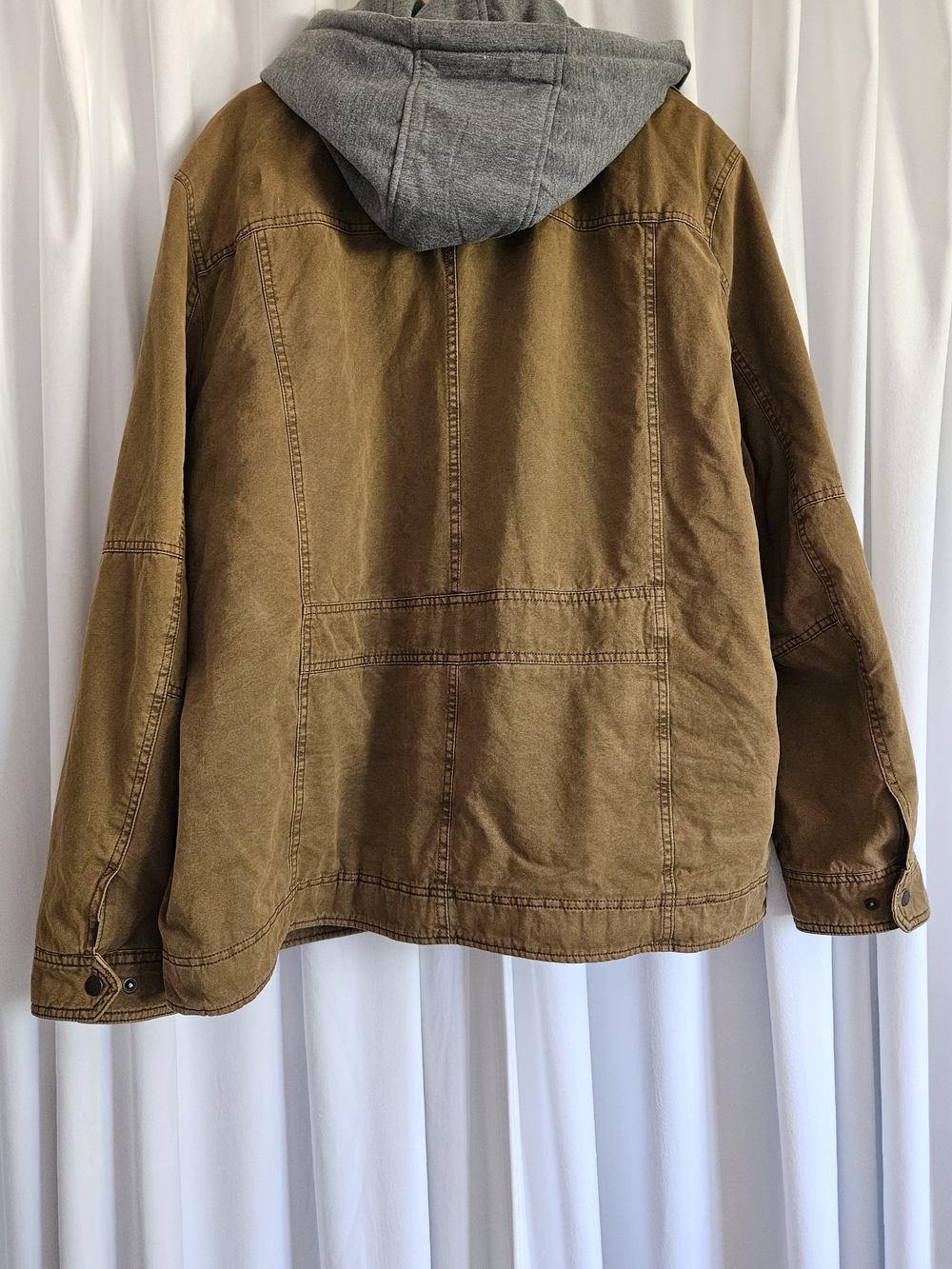 Levi's Men's Hooded Trucker Jacket in Brown & Gray